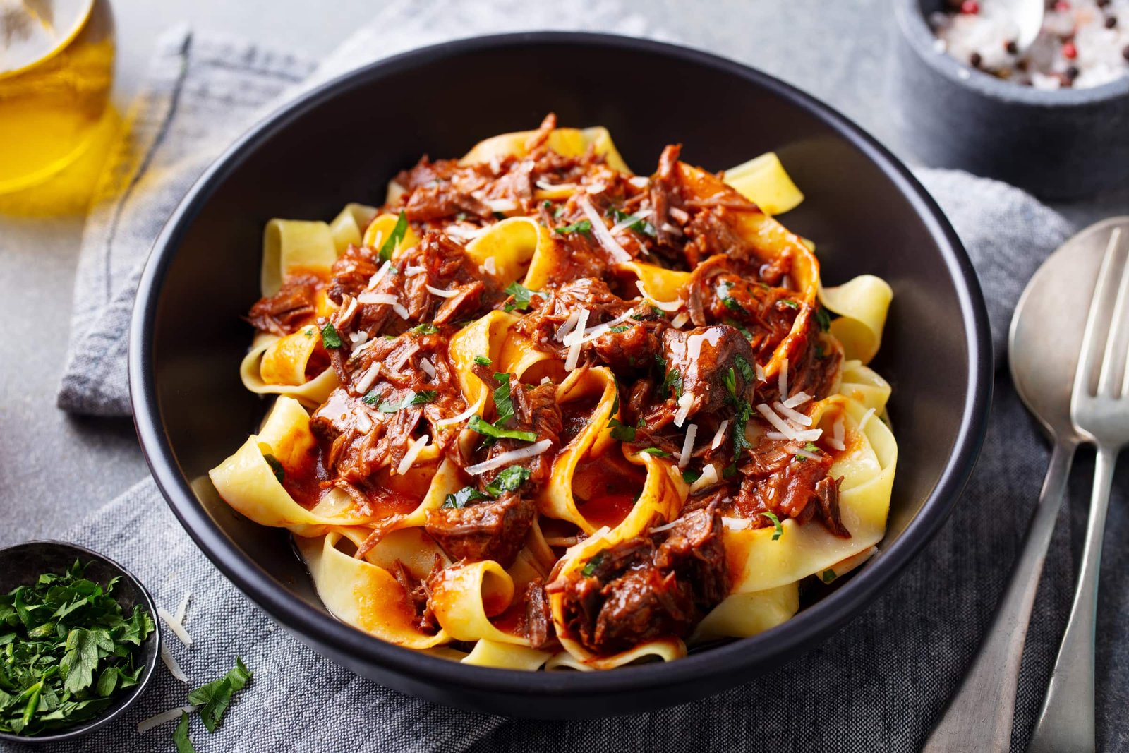 Pappardelle al ragù di lepre (Rabbit Ragu with Parpadelle)