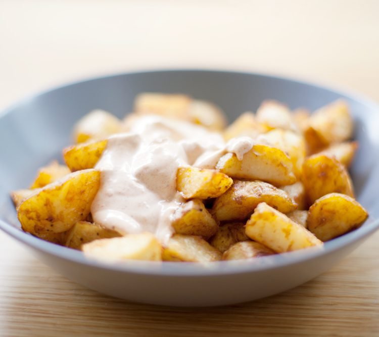 Patatas bravas